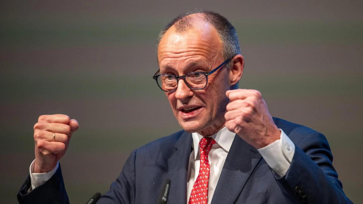 默茨寻求连任，将与魏德尔再次对决！
默茨在2月18日暗示他将竞选连任，理由是他父