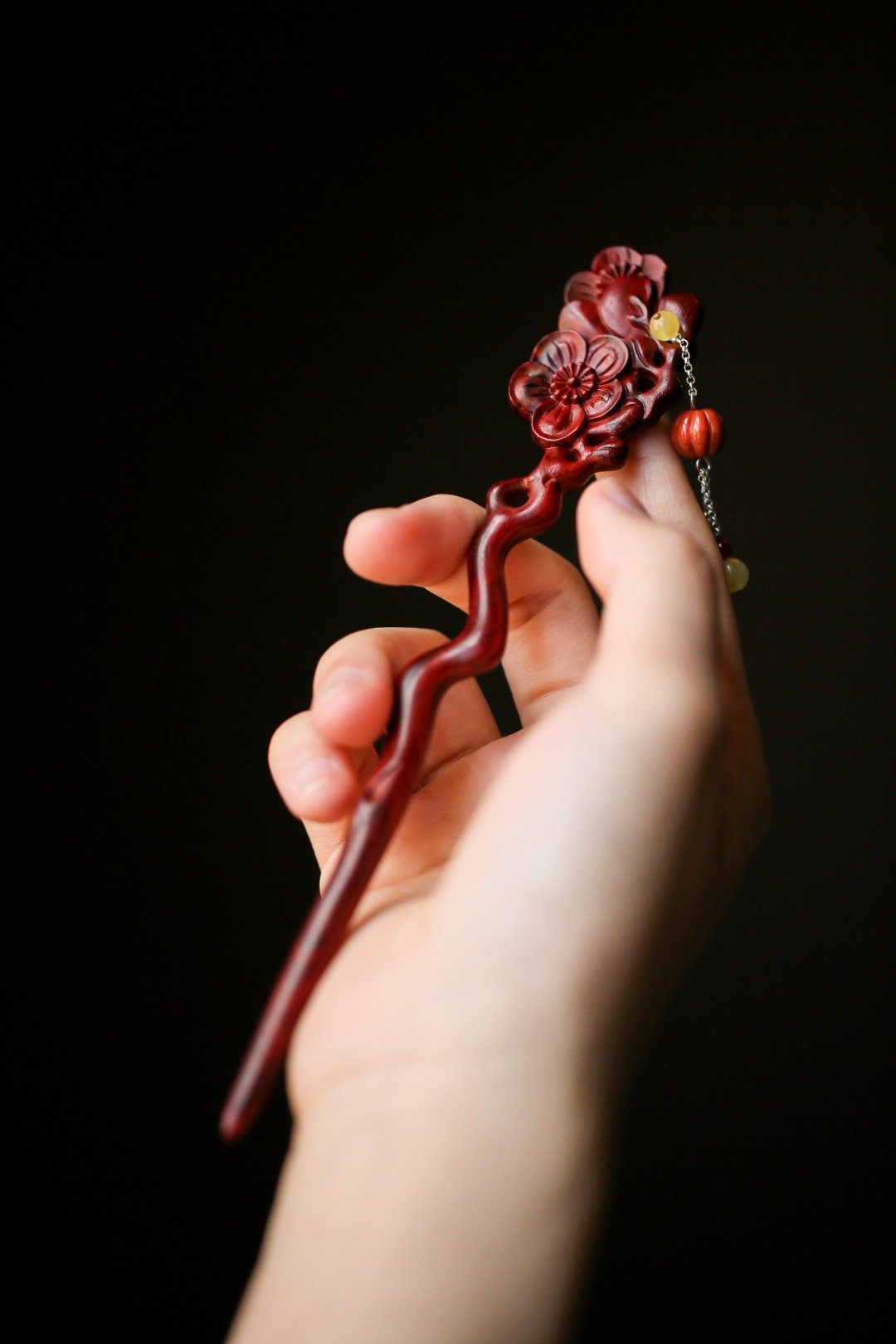 小叶紫檀【梅】发簪发簪 -  独属东方女子的温柔，戴上发簪那一刻、温蜿气韵瞬间萦