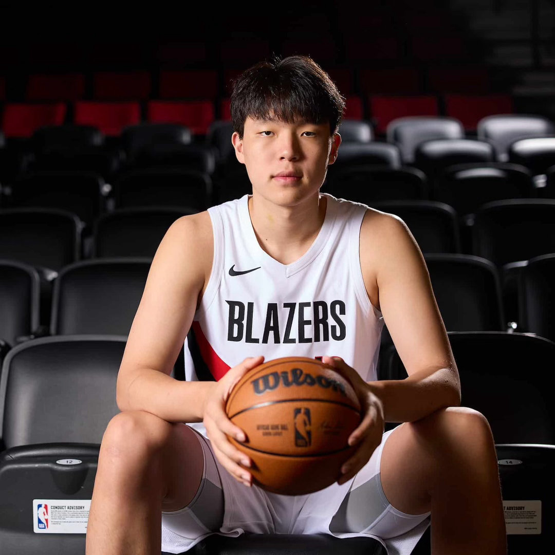 官宣！杨瀚森确定出战世预赛第三窗口期！NBA锤炼归来，05后内线新星将为国出征迎