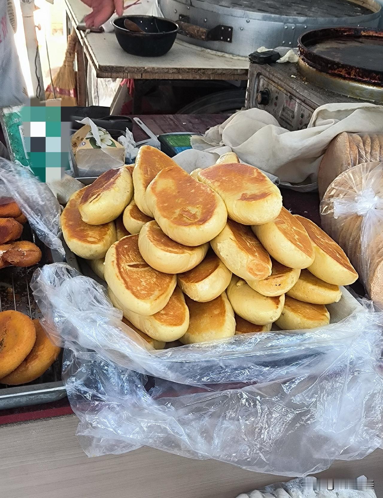 生活随笔，去农贸市场买菜的有趣经历。
 
下午逛农贸市场，买完菜正打算骑车回家，