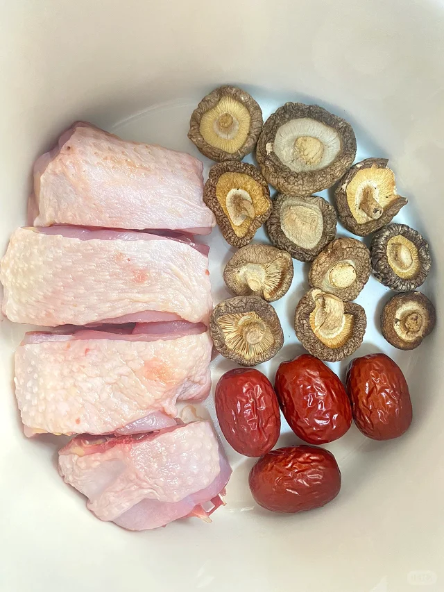 有没有人喜欢蘑菇汤哇！！