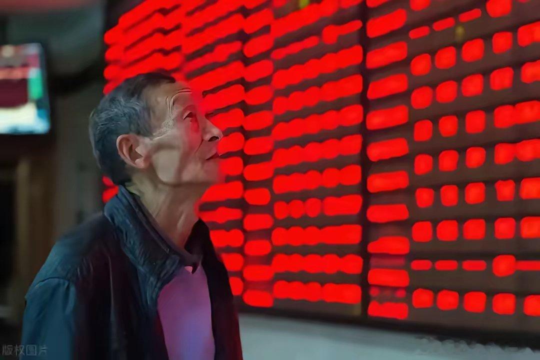 怎么样？今天大盘是不是短线反弹呐？而且反弹的比较强势，那反弹结束了吗？我的观点是
