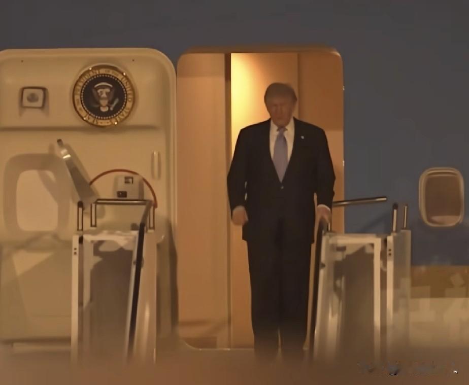 排面给了，欢迎仪式有了，天坛也逛了！

特朗普比较喜欢的东西，基本都给足了他尊重
