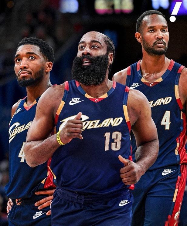 骑士新三巨头哈登加盟骑士