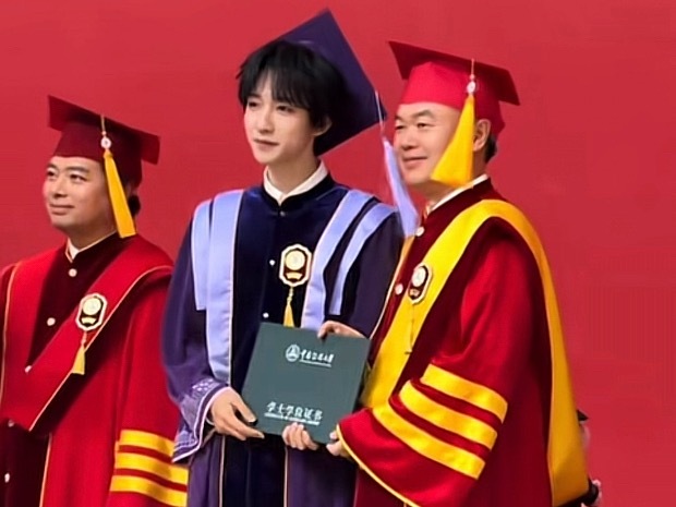 呜呜呜呜😭 