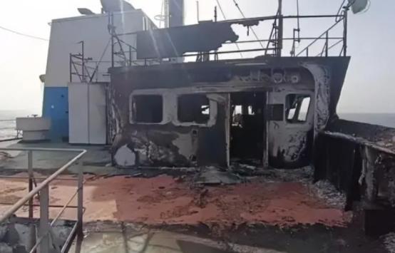 阿拉伯海惊魂！中方货轮突遭导弹袭击，11 名中国船员死里逃生，黑手到底是谁？
 