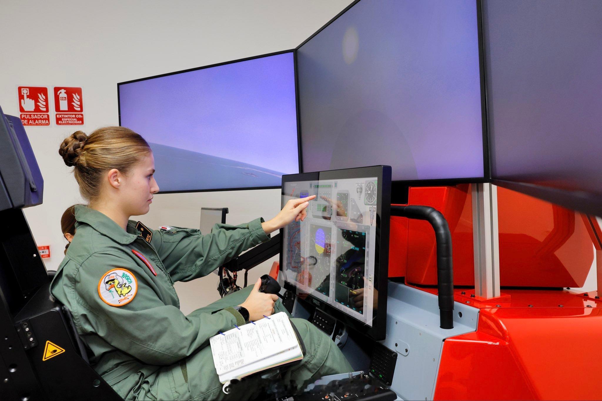 今天莱昂诺尔公主就放假了，casa real憋了半年，终于把闺女在AGA的训练碎