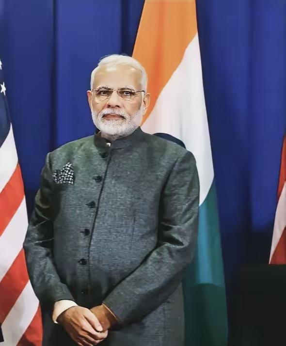 印度彻底傻眼了！平时跟着欧美给中国使绊子，如今一场中东乱局，就逼得它放下傲慢，求