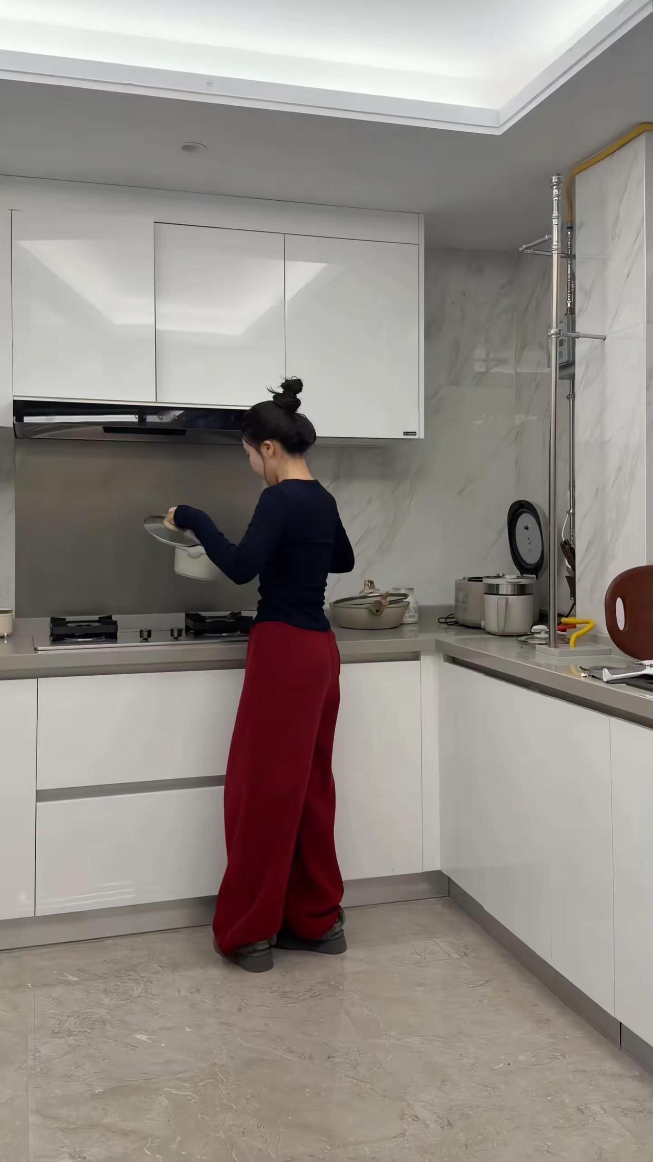 “时间不知不觉 我们后知后觉”