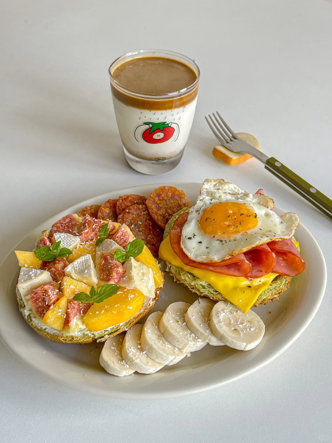 夏日早午餐🥯贝果开放式三明治🍳冰拿铁🥛