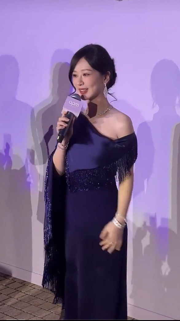 杨紫要是以这样的状态去时装周，怕是又要成为罗马土特产了