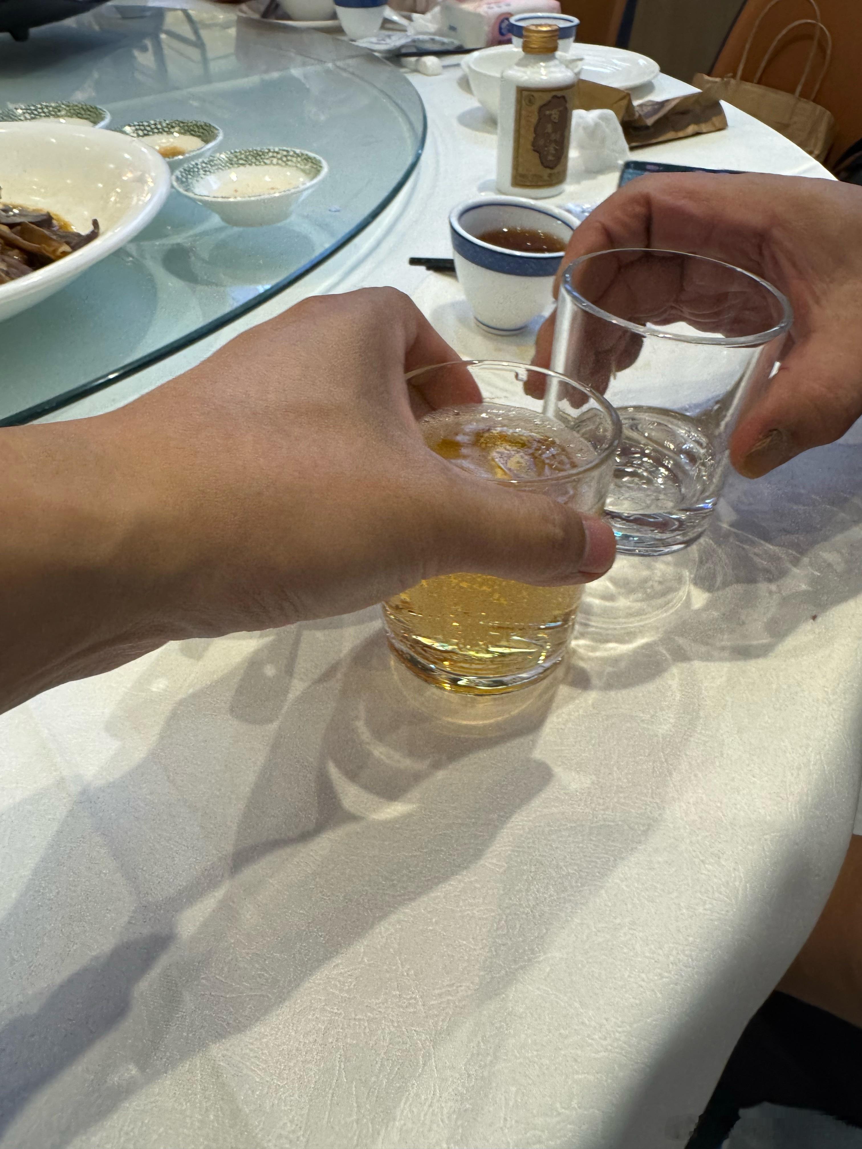 该吃吃！该喝喝！ ​​​