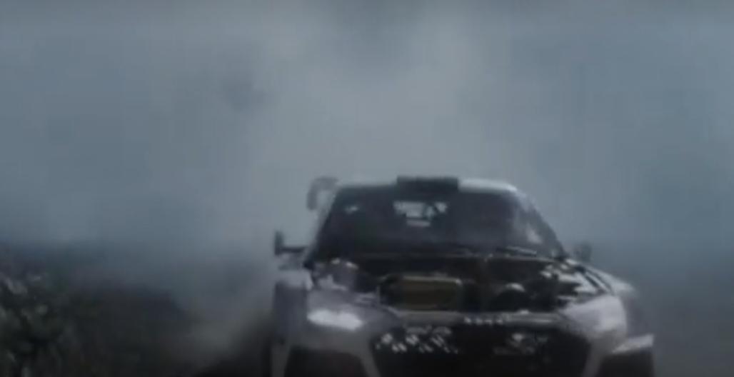 春节期间，全国消费市场暖意融融，年味十足。商场超市人流如织，年货商品琳琅满目，餐