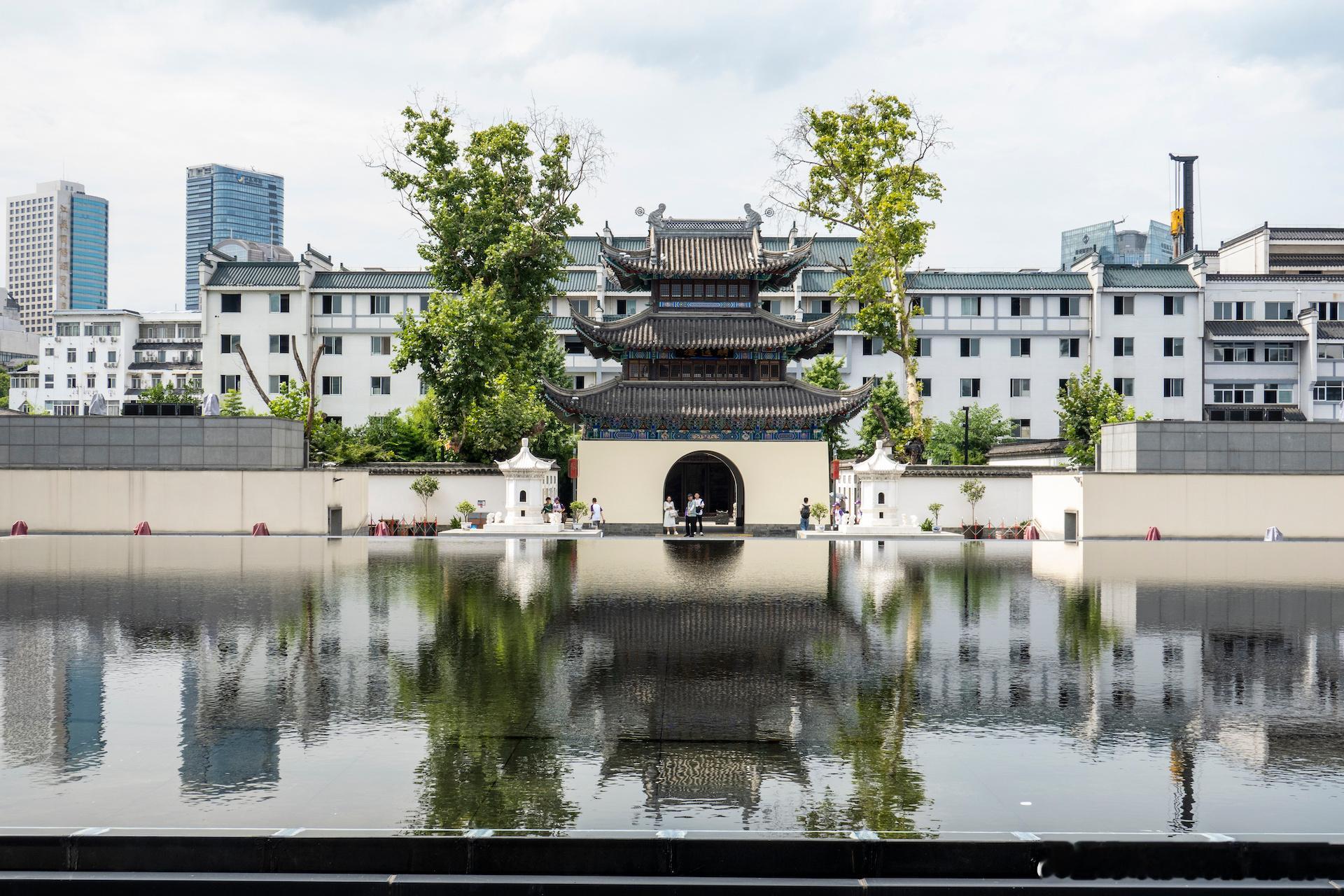 漫游博物馆国宝守护计划 说到六朝古都南京的名胜，夫子庙一带是绝对在名单中的。这里
