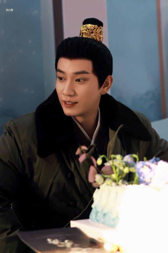 御赐小仵作2回归官宣 御赐小仵作真的是好久没见了啊，尤其是看到官宣回归，也是直接