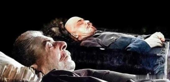全球只有5位领导人被永久保留遗体，为啥有的能保存百年完好如初，有的却被中途移出火