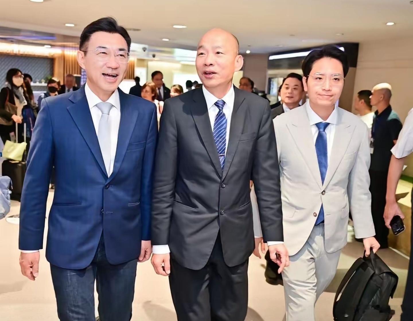 韩国瑜率团访问英法，他说期间有拜访一些重要政要，但他们不希望曝光。 