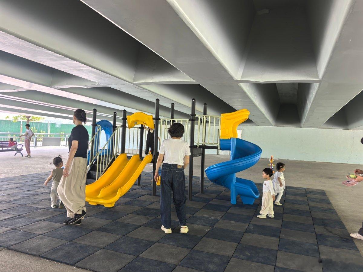 宁波城市微更新让角落处处有风景 宁波成功入围国家城市更新行动城市名单，当地巧用城