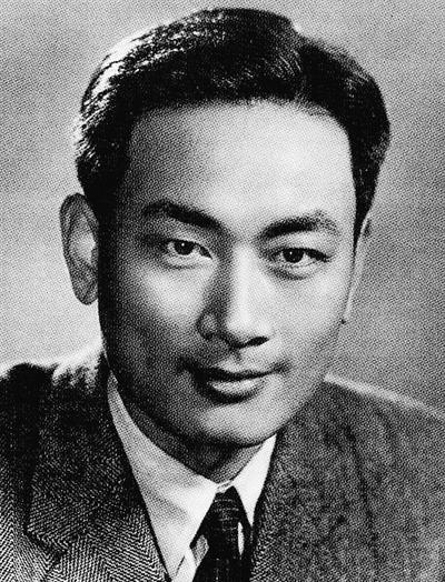 庞学勤：从硝烟战场走来的银幕硬汉，德艺双馨的一代影坛宗师
 
庞学勤（1929年