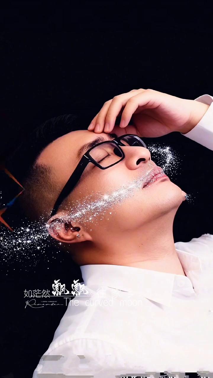 宣合堂茶具工艺美术品古玩。
宣合堂。
如果柔雪霜，幽幽诱纱窗。微风中轻渗，是那着