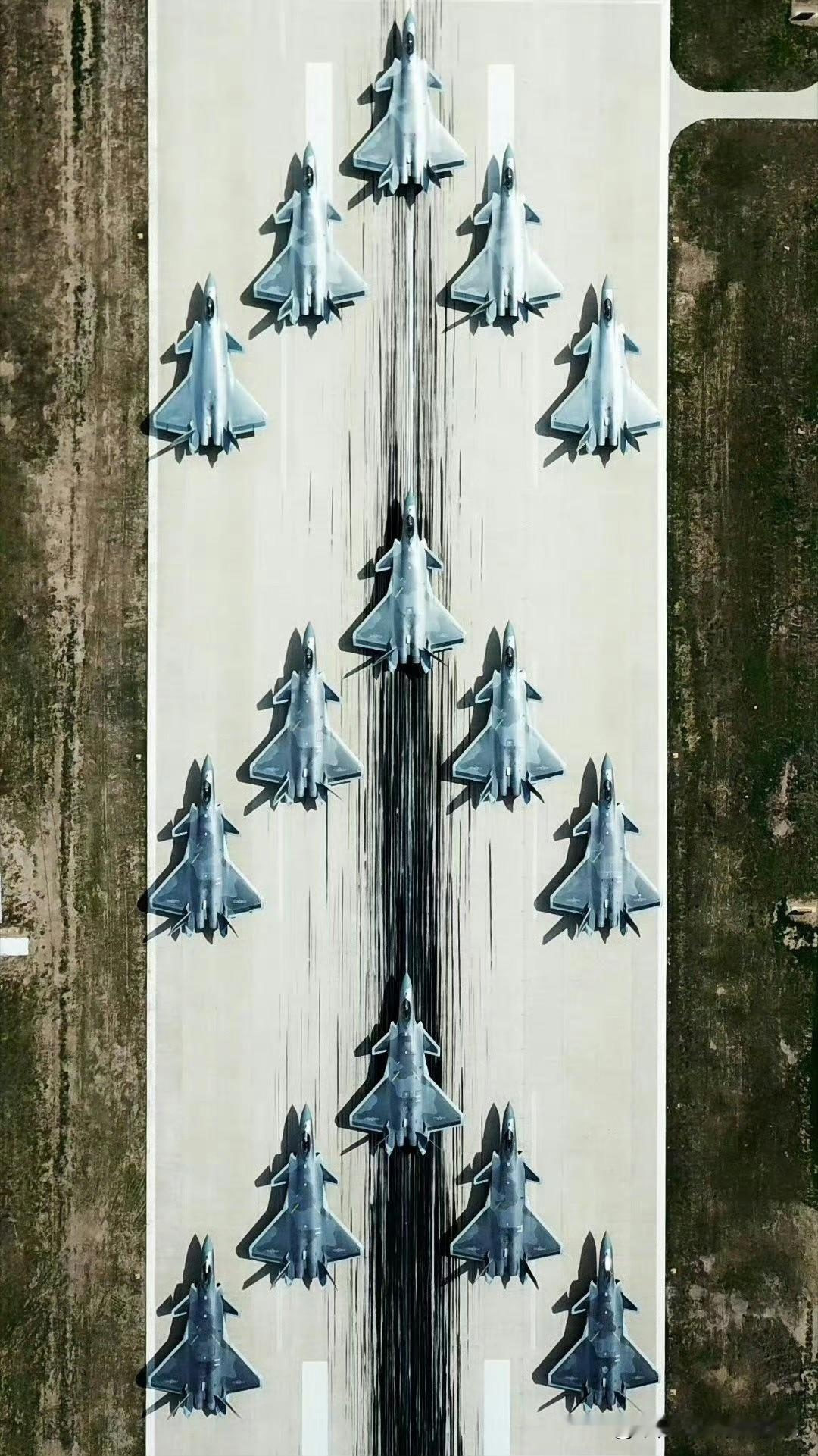 今天是歼20的首飞纪念日也是我的生日！
2011·01·11——2026·01·