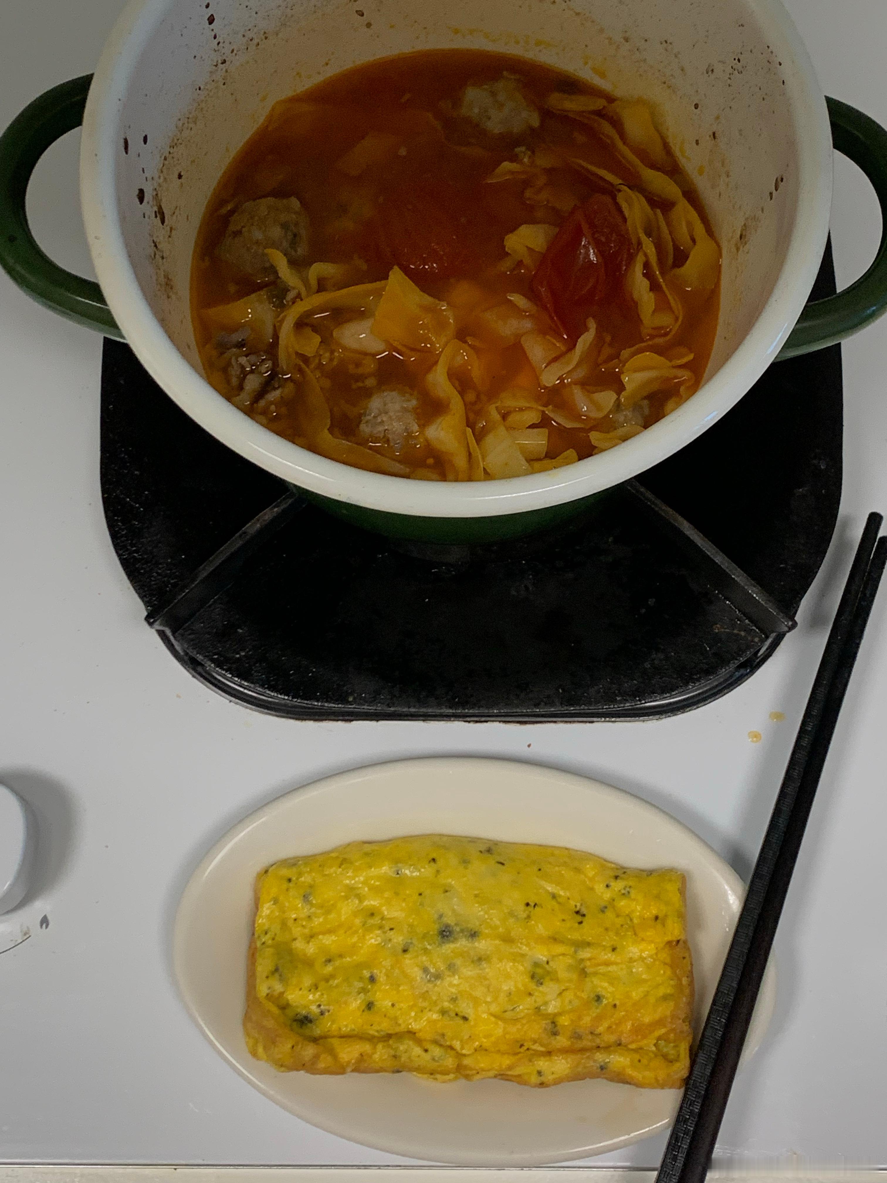 过着平静且具体的生活:)自从爱上做饭过后就基本上很少外卖了不仅能存钱还健康减重 
