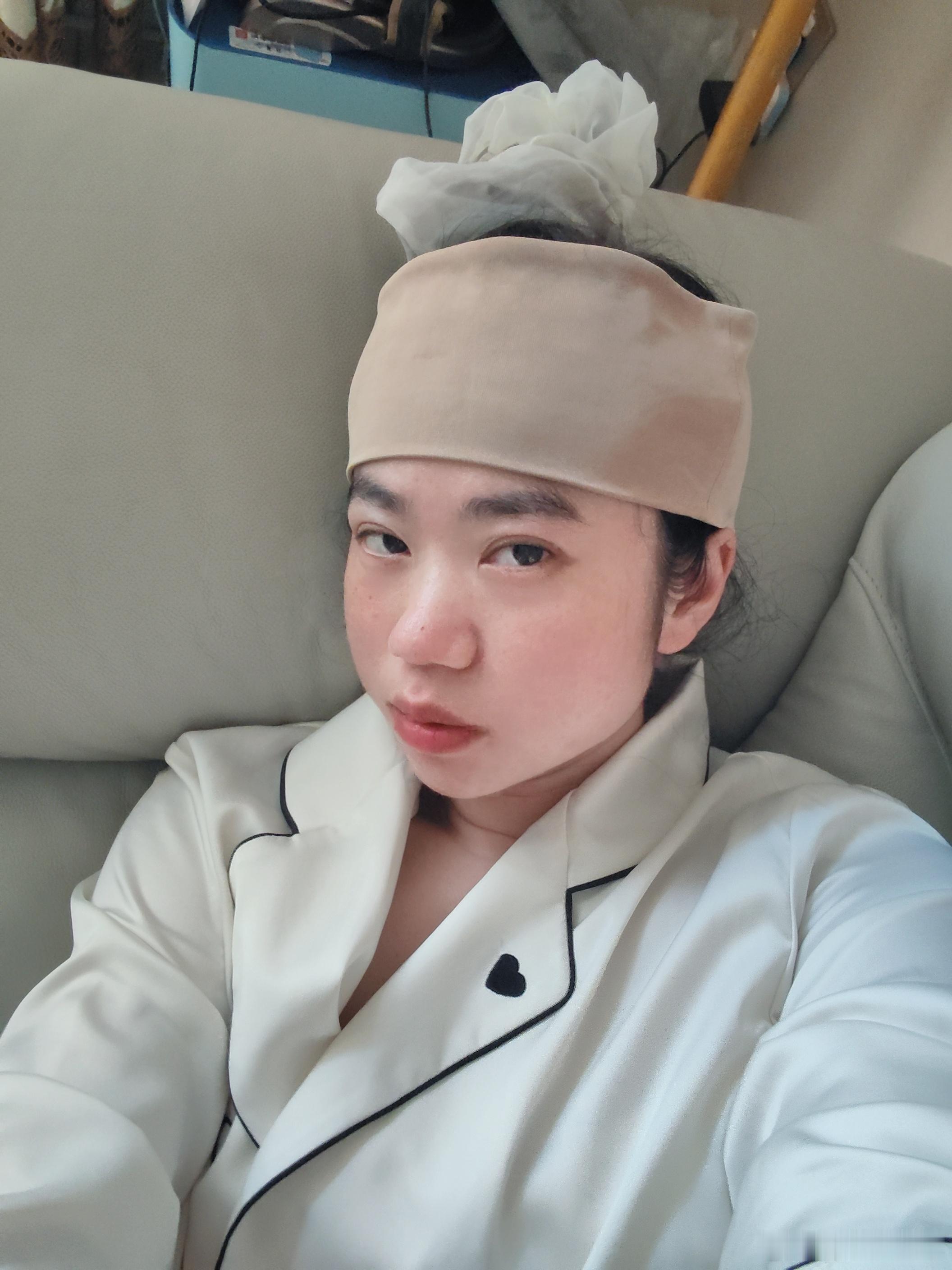 搂不了一点孩子，站楼道里一吹又头疼了。 漯河