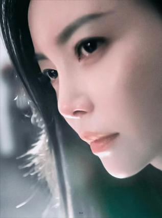 于文文说这个世界变得太快在《扫毒风暴》中，王奇的转变悄无声息，却令人惊讶。于文文