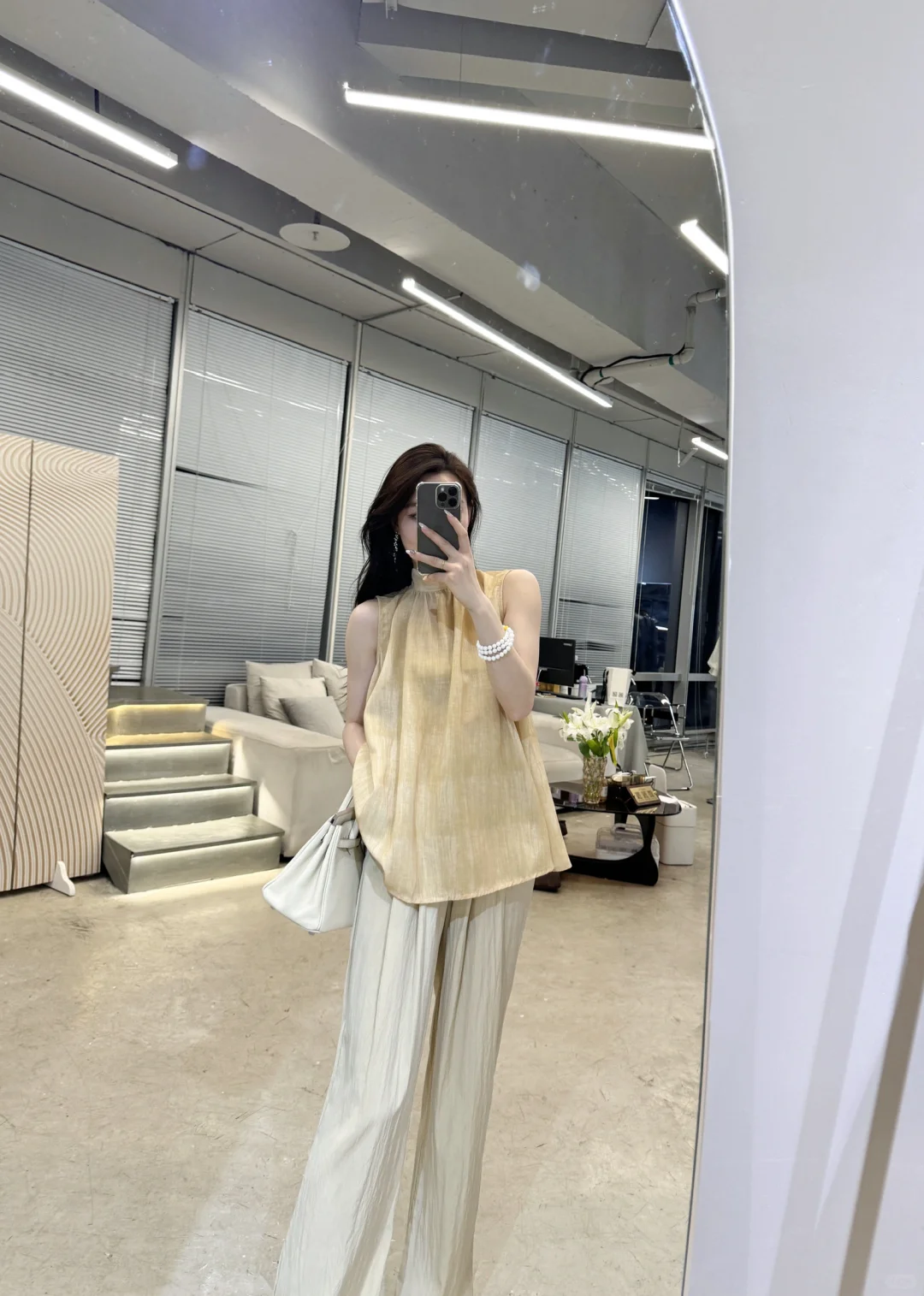 今日穿搭🔗清冷又高级 上身太绝了～