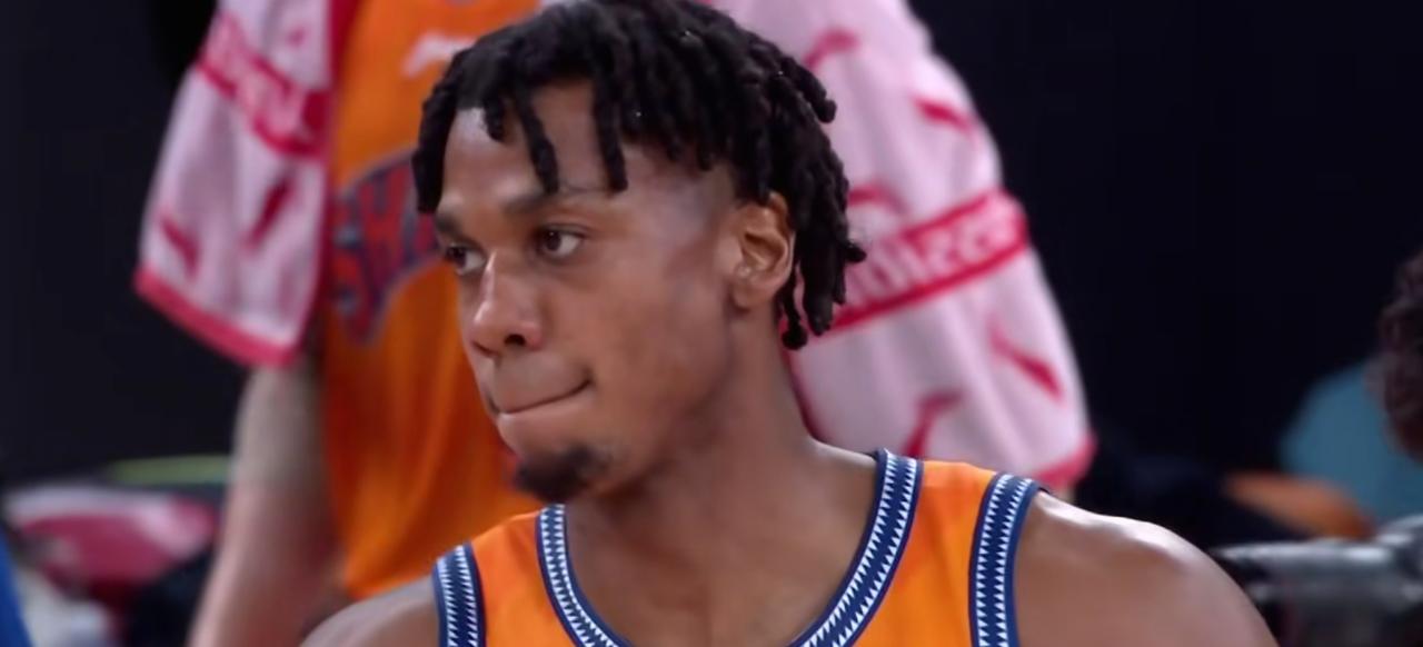 2026年4月3日晚，上海男篮对阵天津男篮的比赛超有看头！赛前上海久事30胜4负