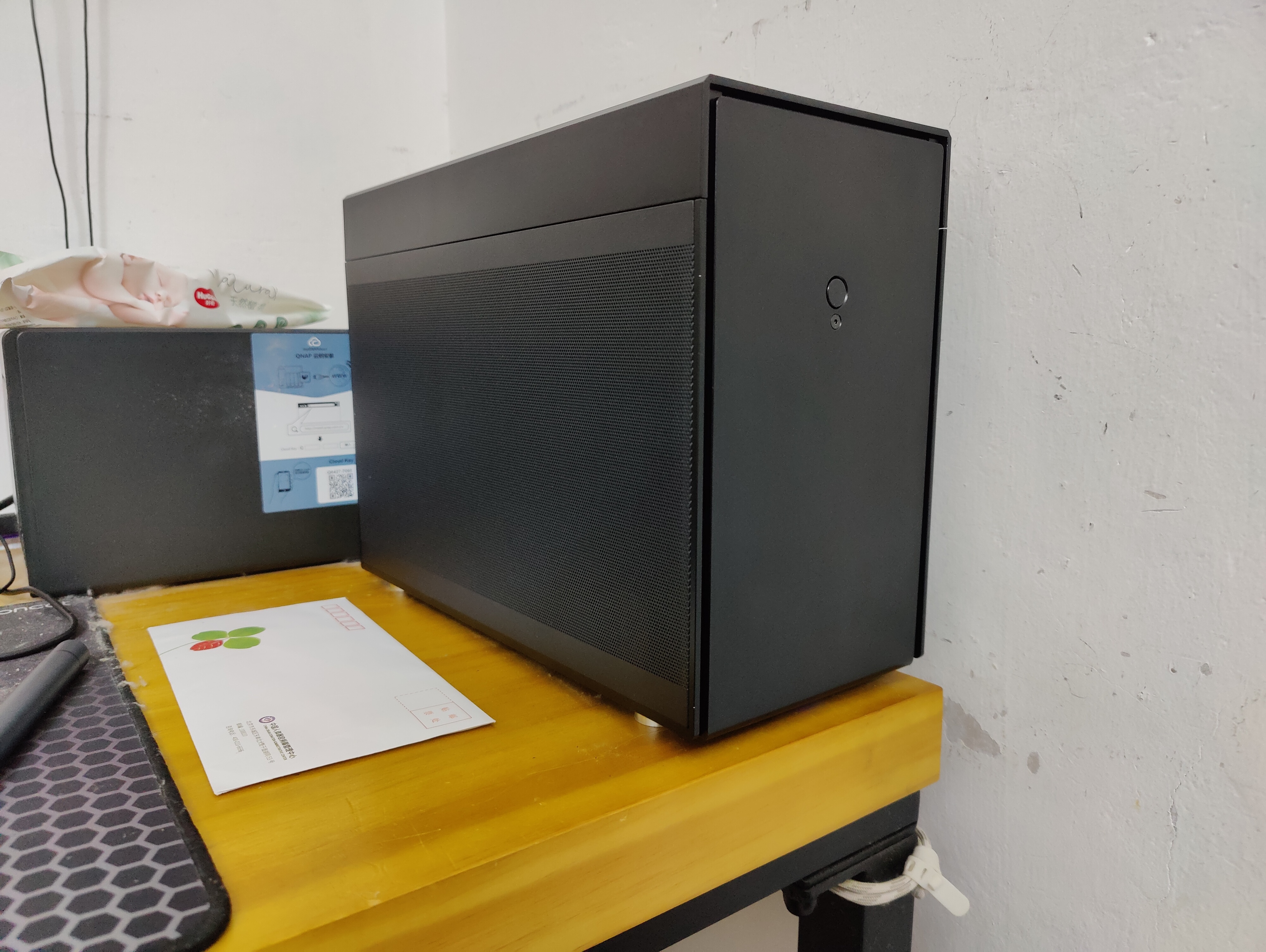 暴躁老鸽的快乐水冷盒3时隔4年终于更新了，当年的水冷盒2让我记忆深刻，600元的