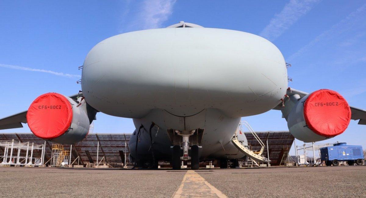 日本川崎EC-2电子战飞机为何外观如此奇特！

日本公布了川崎EC-2防区外干扰