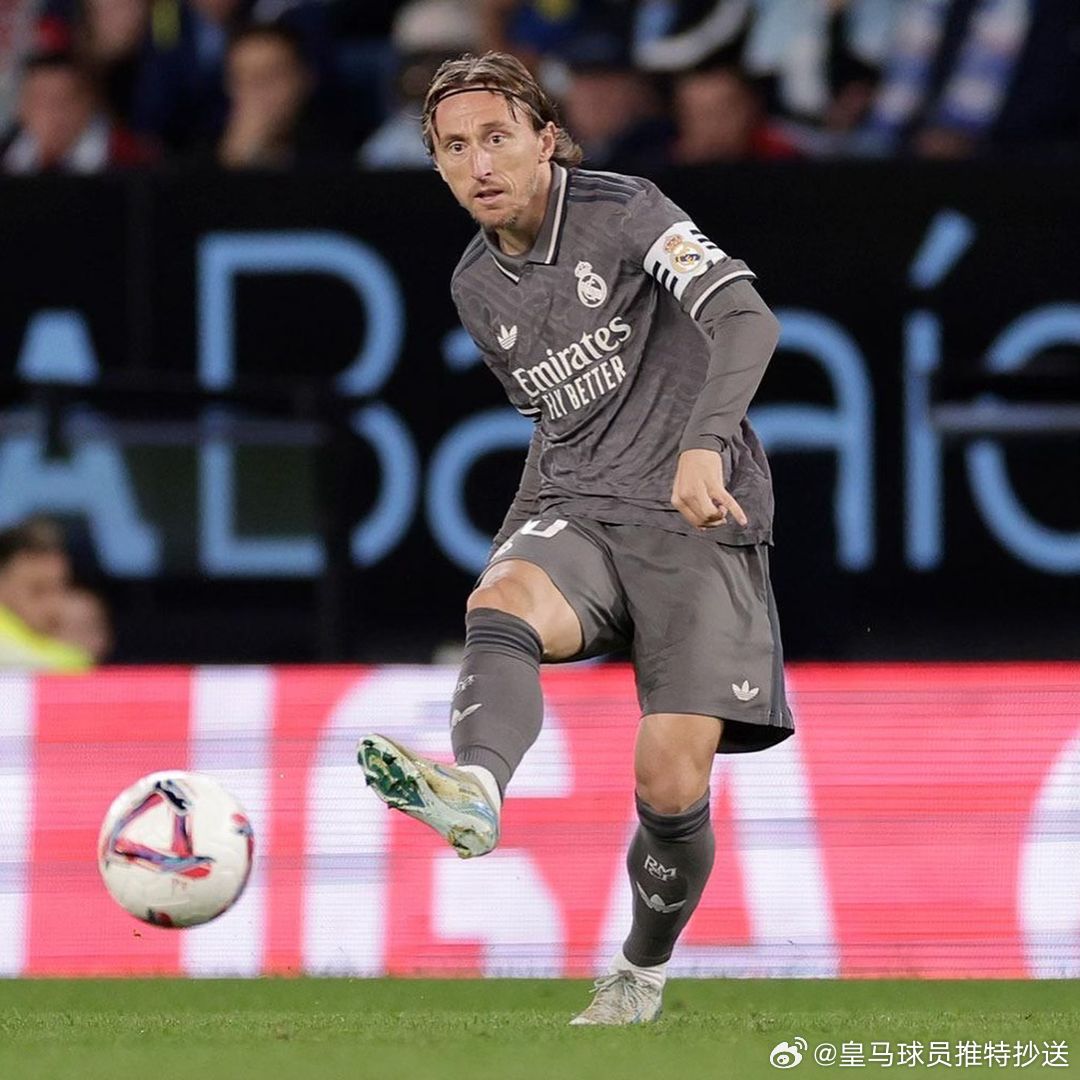 莫德里奇: 昨晚艰难却又非常重要的胜利 !🙏🏻 继续加油! 💪🏻#Hal