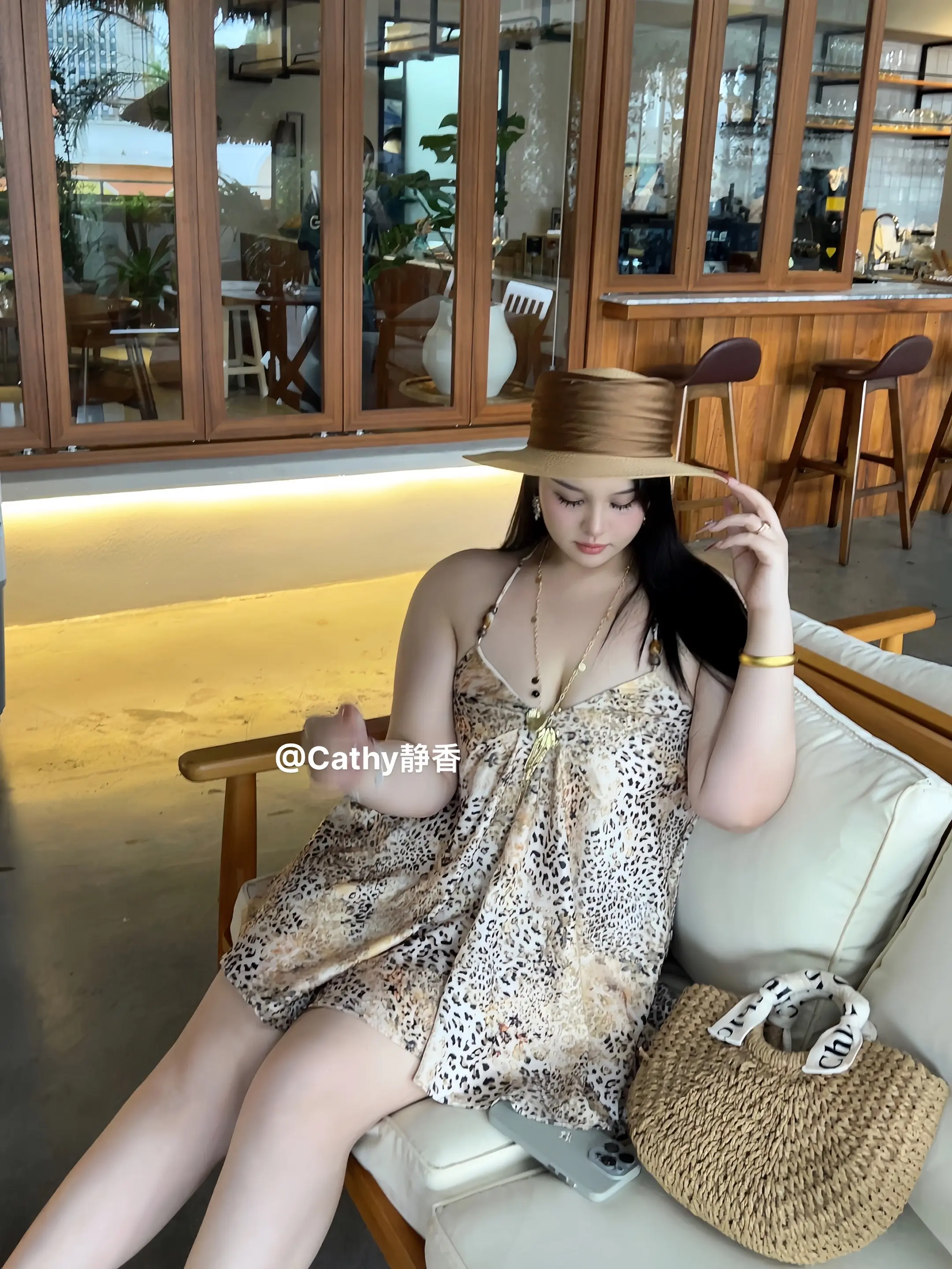 不要给我当面一套背后一套 有本事给我香港一套深圳一套