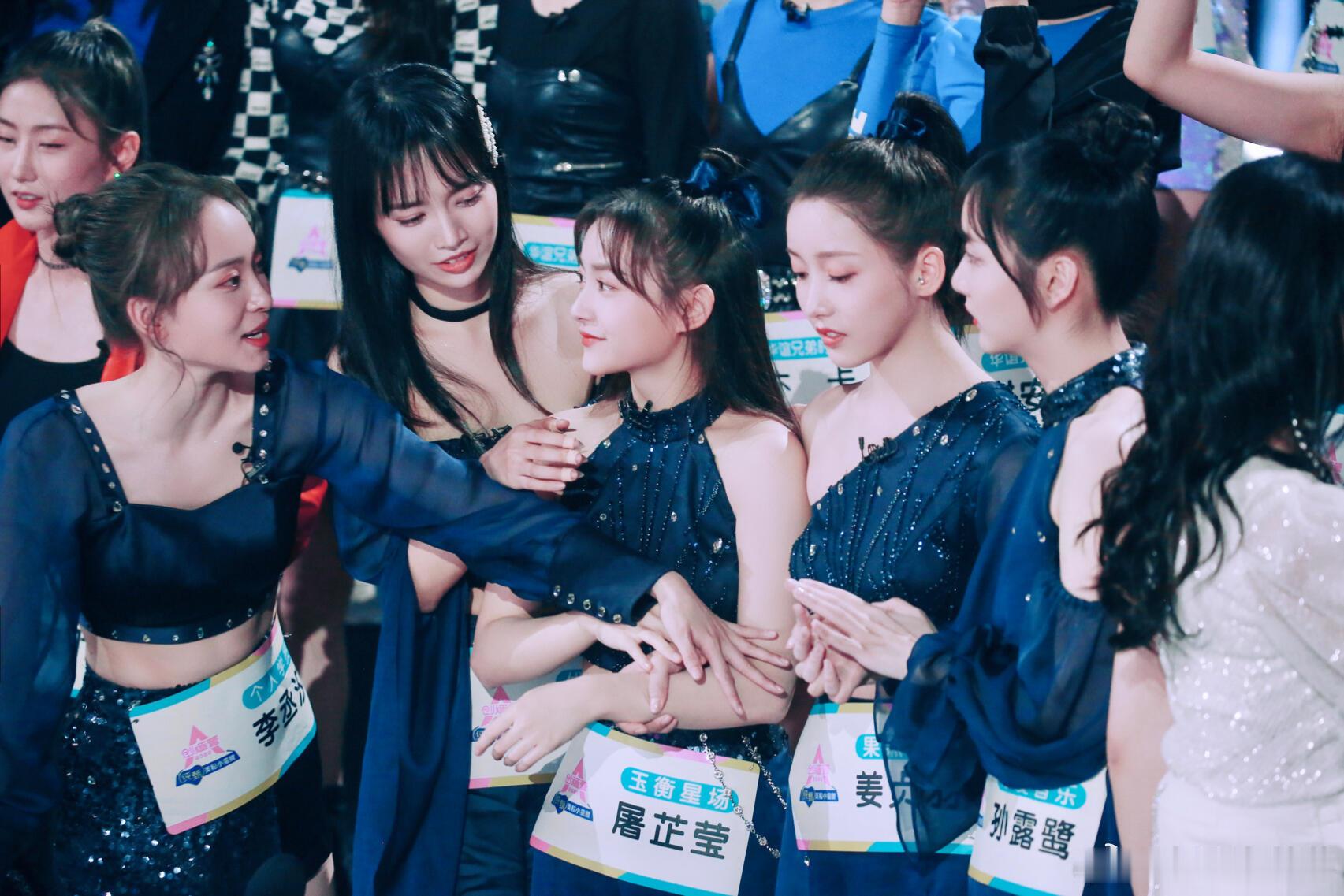 原来这么多短剧演员是选秀出身不少短剧的演员都是选秀出身。他们带着创造营的记忆和经