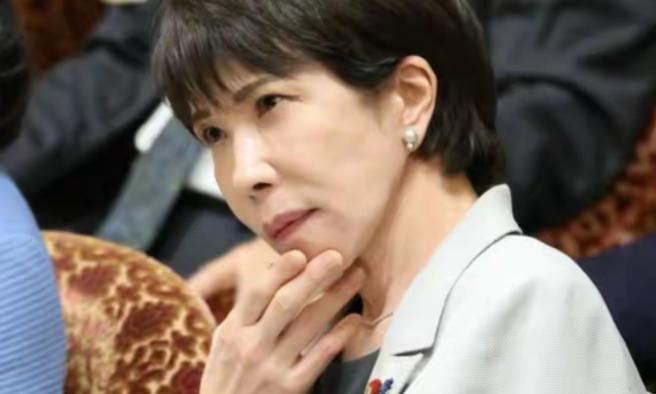 实在让人想不通，一个堂堂正正的五常，一个连美国都不敢小看的大国，一个反法西斯的战