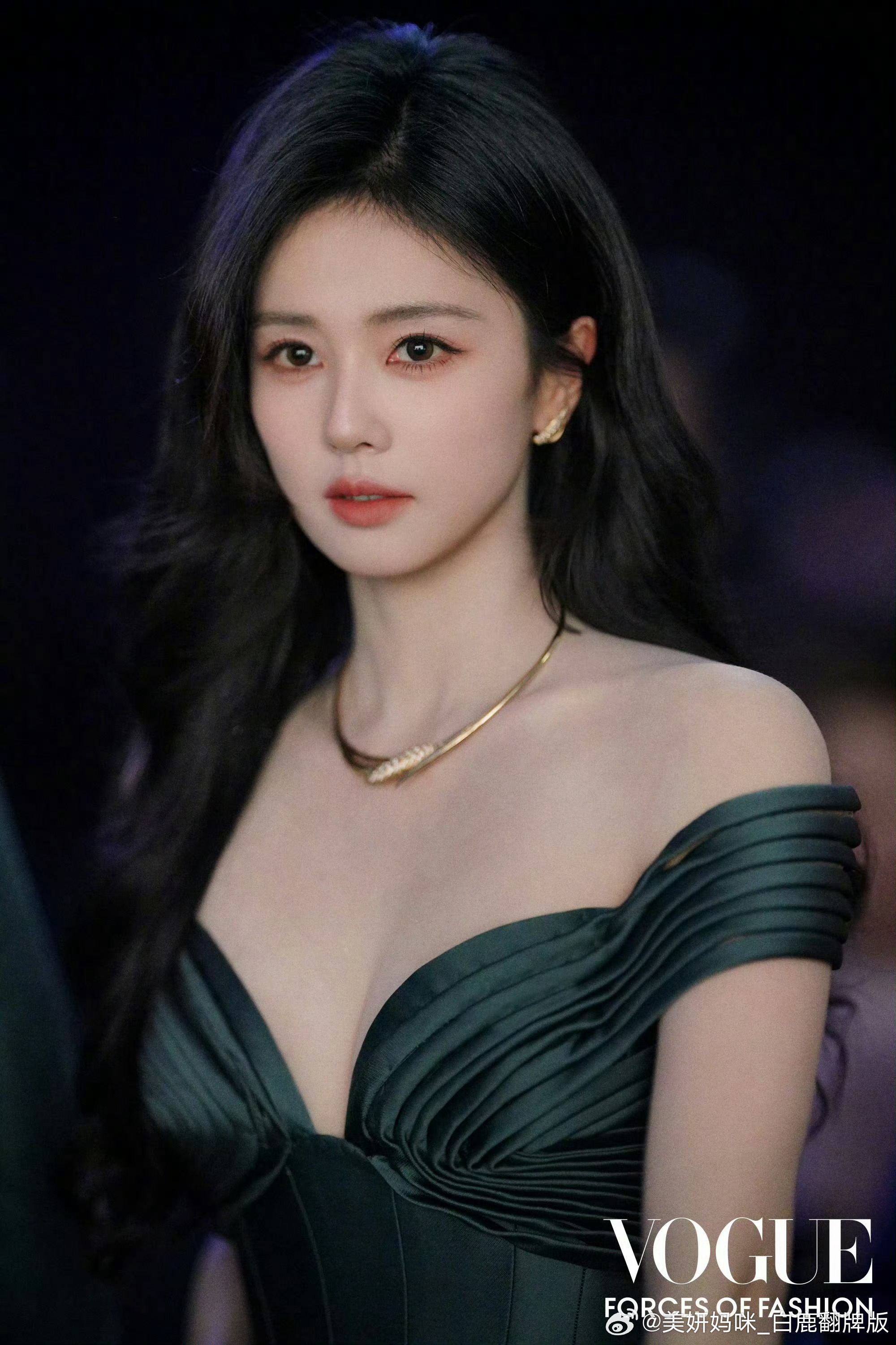 白鹿[超话]  珠宝消失术&不看那里挑战🙈 ​​​