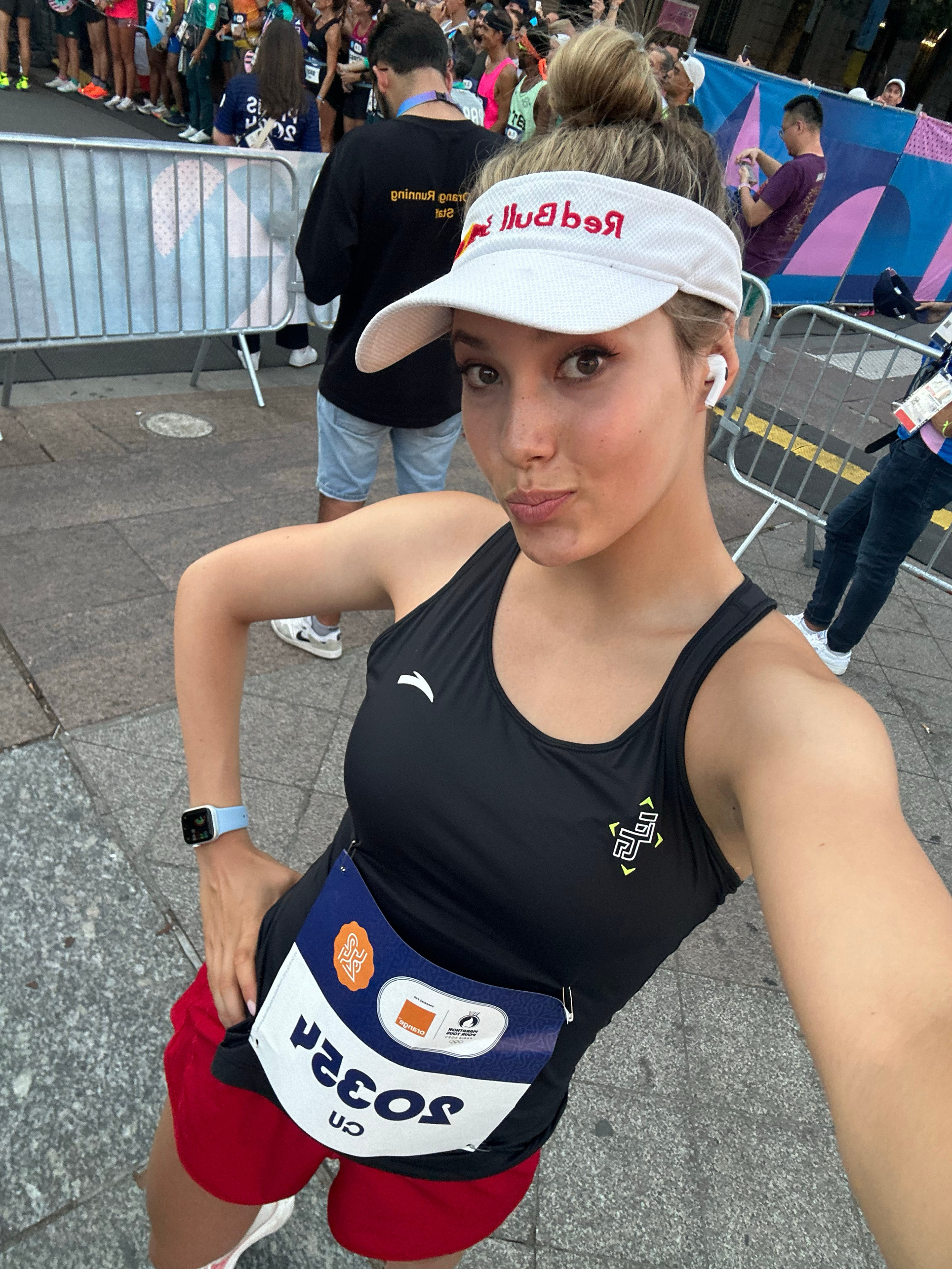 #谷爱凌 马尔尚# 谷爱凌还删了所有给他的评论，感觉有点欲盖弥彰[吃瓜] ​​​