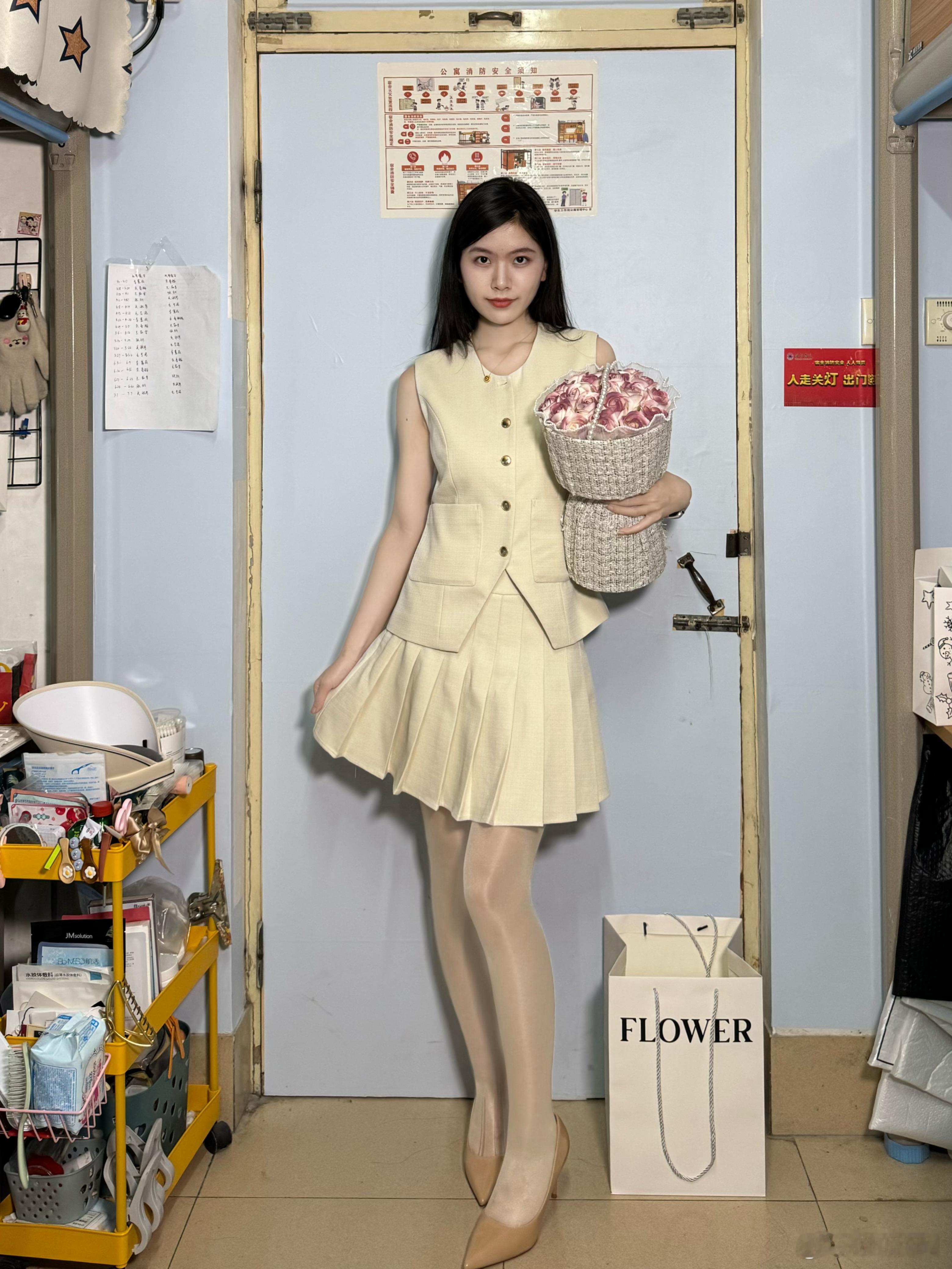 女大学生今日穿搭  ​​​