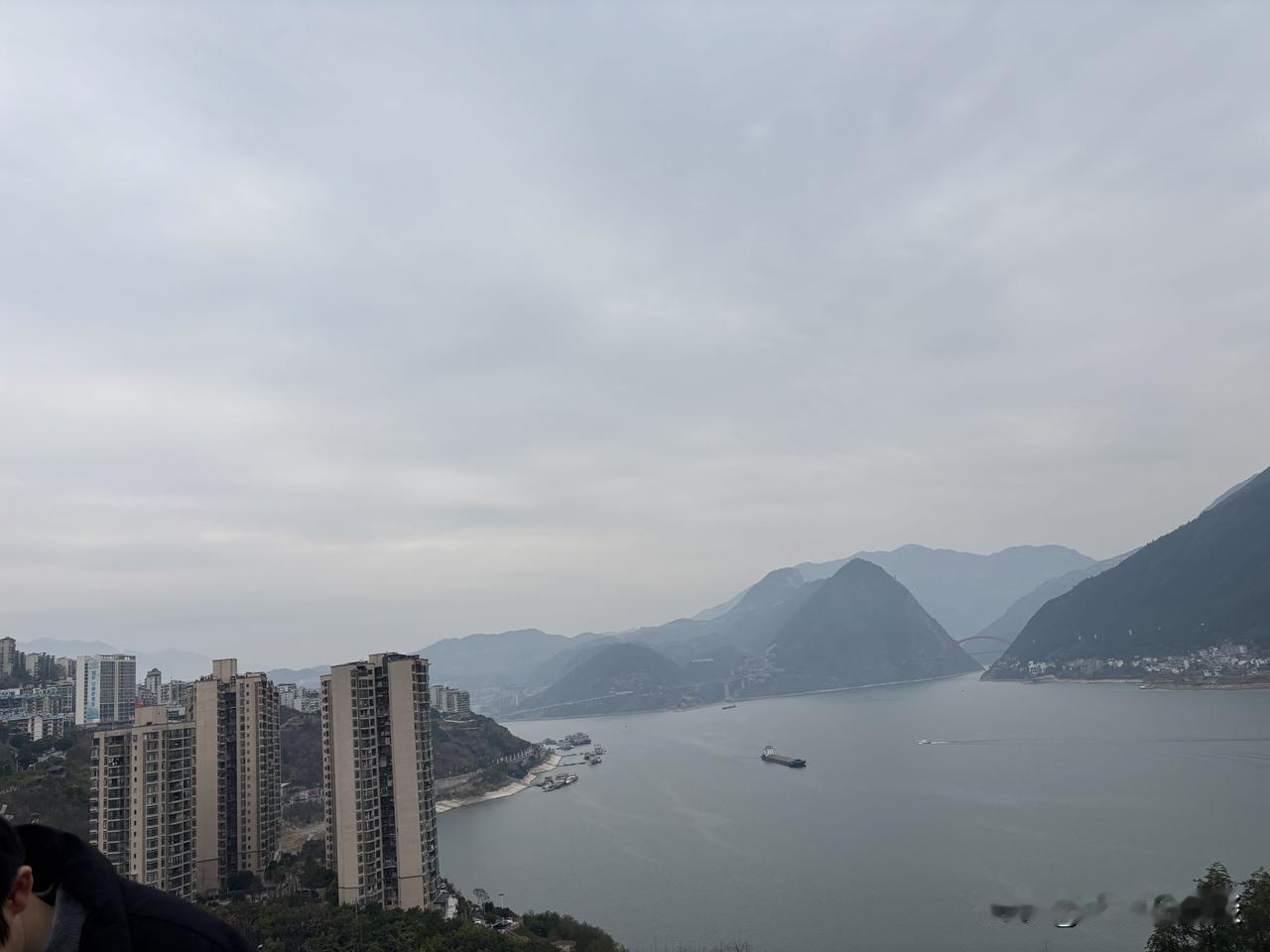 有一说一，这个风景还是不错，是个县城