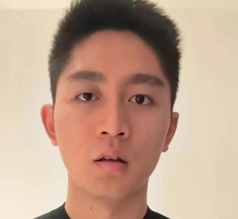 从吐槽00后找不到工作到网红“羊毛月”道歉看潜在的社会问题。

他说：“北大的博