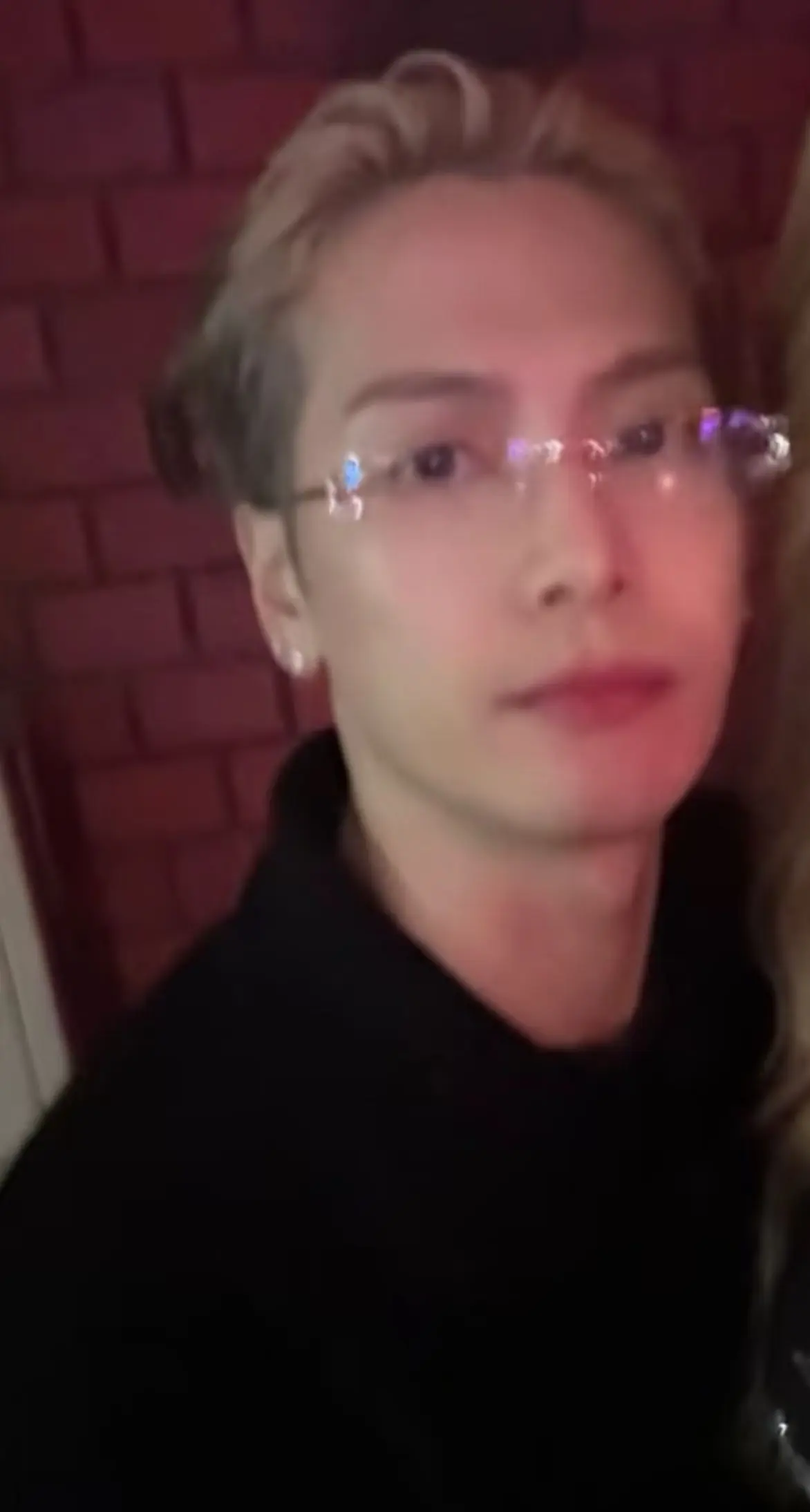 戴眼镜人夫感好重🥹。