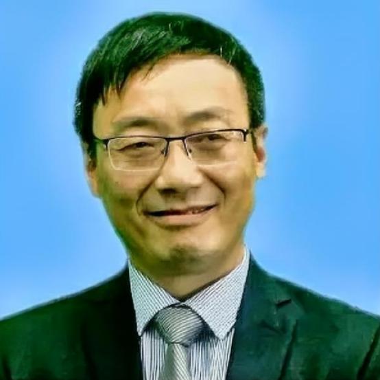 汤家凤博士这回问到了点子上！为什么印度人可以一批接一批地来我们这里开餐厅、打工？