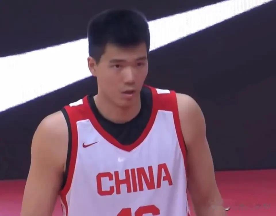 果然，只有郭士强才掌握焦泊乔的使用说明书
 
看完男篮对阵乌拉圭的热身赛，终于印