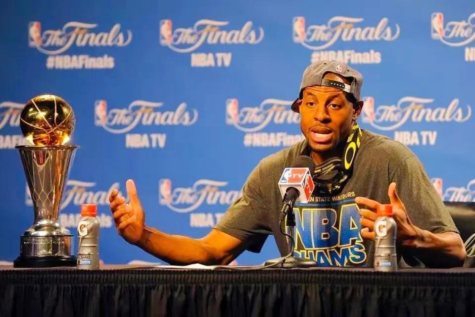 #致敬nba老将# 
北京时间10月21日NBA球星伊戈达拉接受ESPN专访谈到