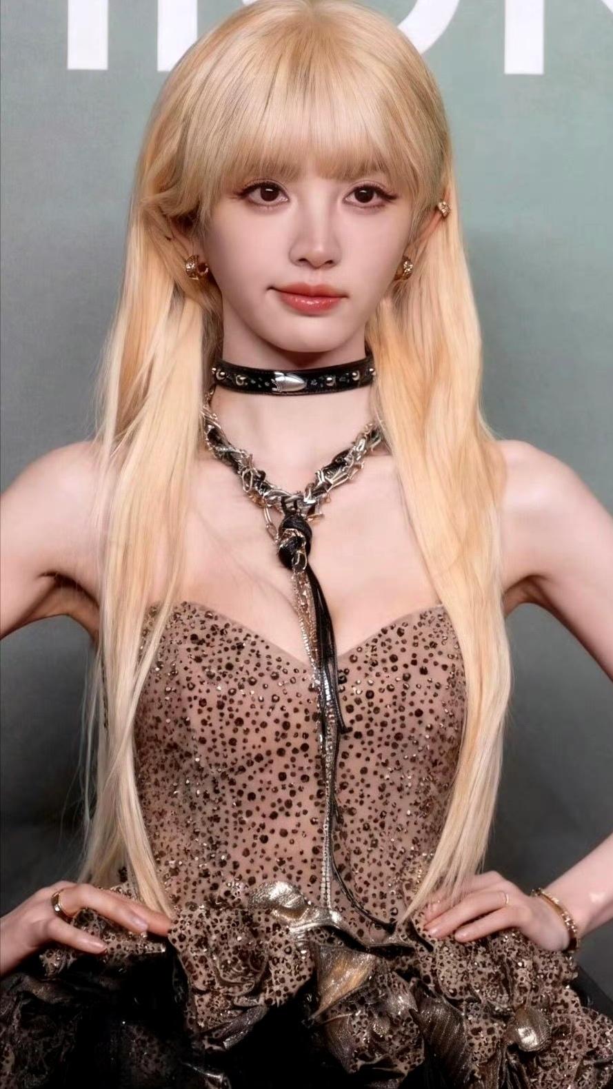 甜妹田曦薇分享你心中的女神 明星照片分享 分享美图，愉悦心情 田曦薇搭配分享