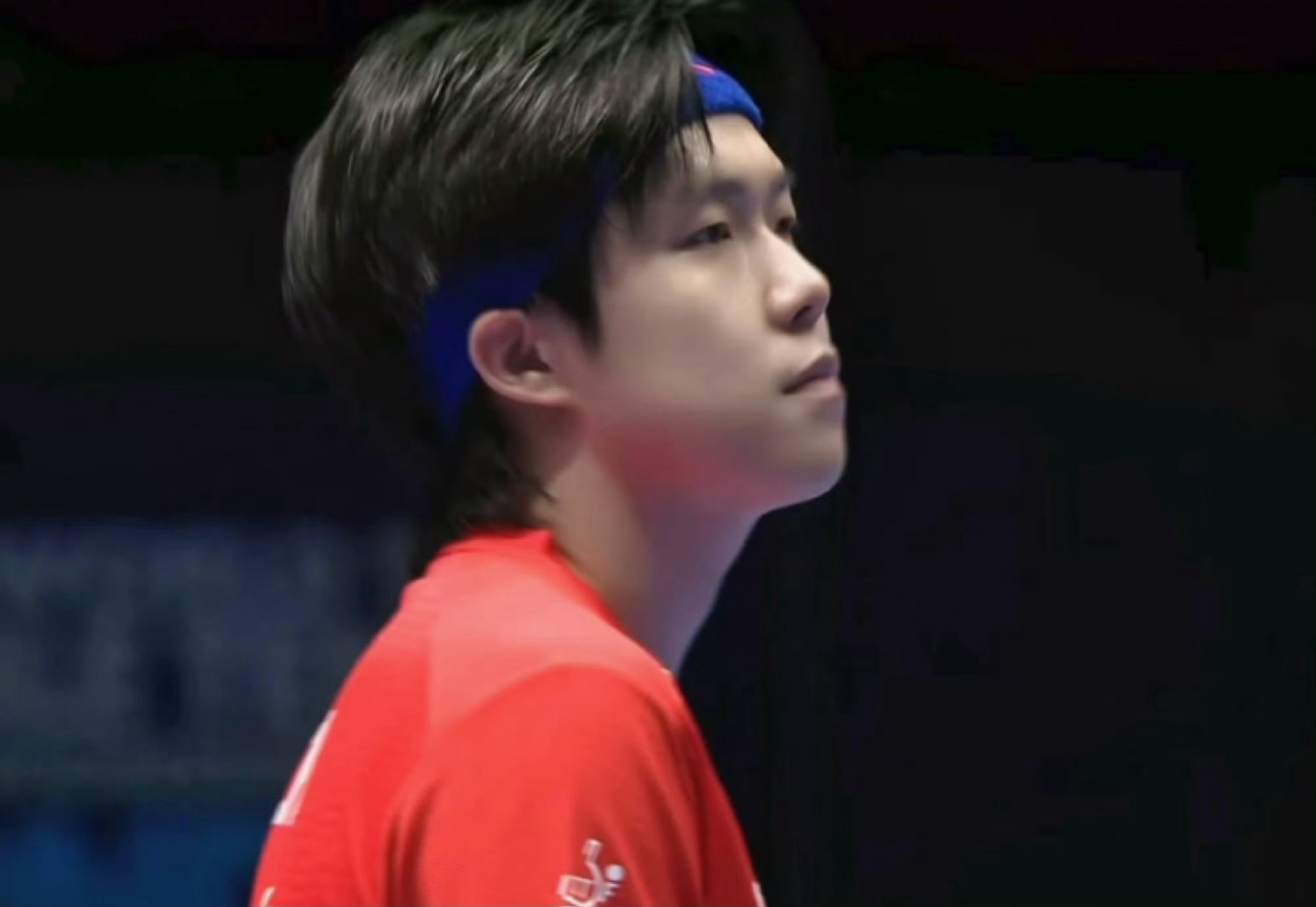 3-1拿下！王楚钦世乒赛一单首秀力克沃克，关键分顶住压力为中国队拿分北京时间5月