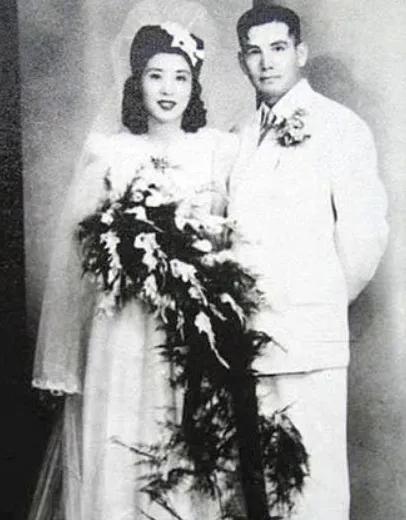 张灵甫遗孀王玉龄的贡献


把光华寮、清华寮，追回国有，是王玉龄最大的贡献。
