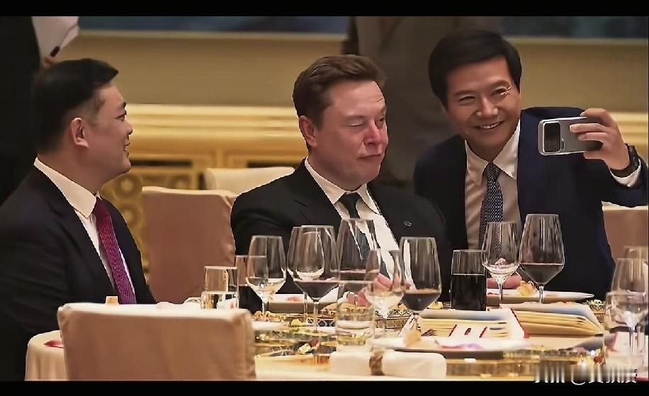 如果是马云
马斯克会站起来吗？