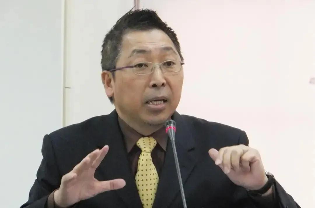 看到解放军正义使命2025围台军演，台湾名嘴唐湘龙建议：打击台独分子，最直接，最